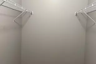 275 E Railroad Ave, Bartlett, IL 60103 - Photo 13