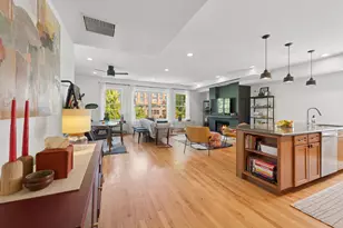 2458 N Linden Pl, Chicago, IL 60647 - Photo 5