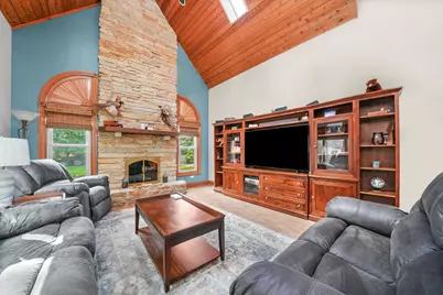 17860 S Crystal Lake Drive, Homer Glen, IL 60491 - Photo 9