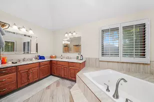 17860 S Crystal Lake Dr, Homer Glen, IL 60491 - Photo 21