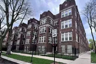 2230 E 70th Pl, Chicago, IL 60649 - Photo 3