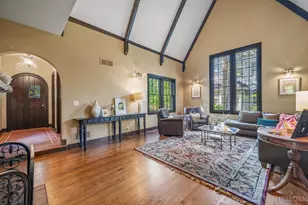 405 S 1st St, Geneva, IL 60134 - Photo 11