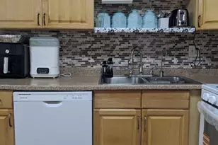 791 Lakeside Cir Dr, Wheeling, IL 60090 - Photo 9