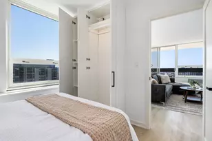 1455 N Sandburg Terrace, Chicago, IL 60610 - Photo 23