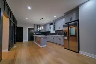 7650 S Cregier Ave, Chicago, IL 60649 - Photo 7