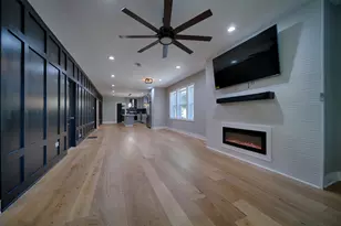 7650 S Cregier Ave, Chicago, IL 60649 - Photo 5