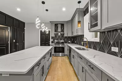 7650 S Cregier Avenue, Chicago, IL 60649 - Photo 9