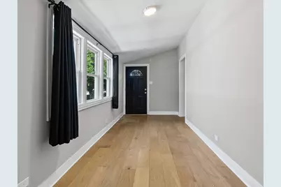 7650 S Cregier Avenue, Chicago, IL 60649 - Photo 27