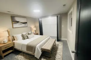 7650 S Cregier Ave, Chicago, IL 60649 - Photo 35