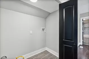 7650 S Cregier Ave, Chicago, IL 60649 - Photo 27