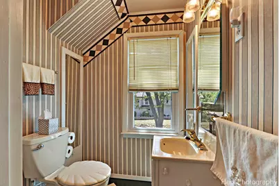 36 S Pistakee Lake Road, Fox Lake, IL 60020 - Photo 31