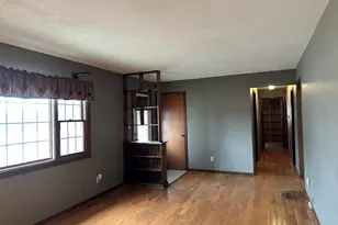 12855 Lawrence Rd, Sterling, IL 61081 - Photo 3