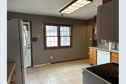 12855 Lawrence Road, Sterling, IL 61081 - Photo 5
