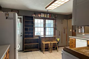 12855 Lawrence Rd, Sterling, IL 61081 - Photo 5