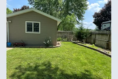 12855 Lawrence Road, Sterling, IL 61081 - Photo 25