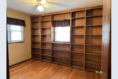 12855 Lawrence Road, Sterling, IL 61081 - Photo 15