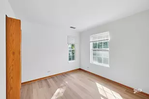 1303 Orleans Dr, Mundelein, IL 60060 - Photo 13