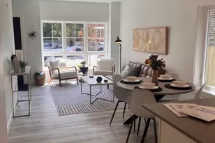 905 N St Louis Ave, Chicago, IL 60651 - Photo 3