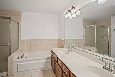 807 Fairmont Court, Des Plaines, IL 60018 - Photo 9