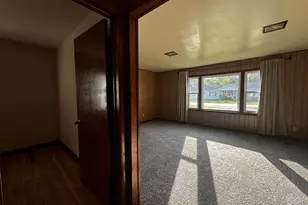 213 Peoria Street N, Gilman, IL 60938 - Photo 15