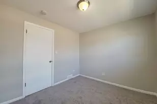 383 Calhoun Ave, Calumet City, IL 60409 - Photo 15