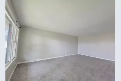 383 Calhoun Avenue, Calumet City, IL 60409 - Photo 3