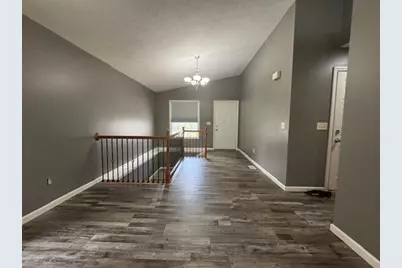 2404 Treeline Drive, Bloomington, IL 61704 - Photo 9