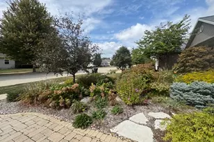 2404 Treeline Drive, Bloomington, IL 61704 - Photo 5