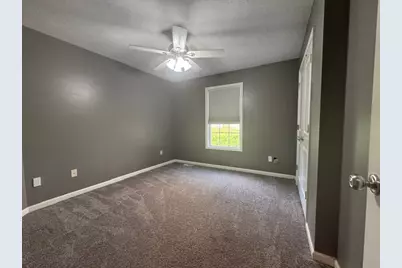 2404 Treeline Drive, Bloomington, IL 61704 - Photo 25