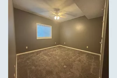 2404 Treeline Drive, Bloomington, IL 61704 - Photo 37