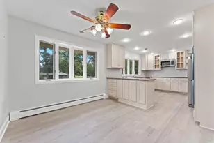 4N300 Briar Ln, Bensenville, IL 60106 - Photo 5