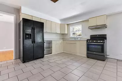 9532 Greenwood Drive, Des Plaines, IL 60016 - Photo 7