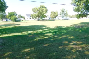 271 Toni St, Bourbonnais, IL 60914 - Photo 5