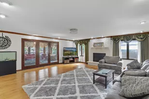 12815 S Seneca Rd, Palos Heights, IL 60463 - Photo 9