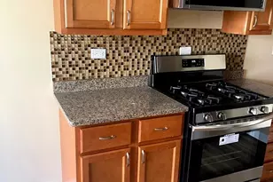 674 Cleo Ct, Wheeling, IL 60090 - Photo 3