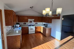 346 Wild Rose Ln, Romeoville, IL 60446 - Photo 7