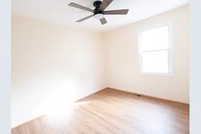 1135 Williamsburg Road, Country Club Hills, IL 60478 - Photo 15