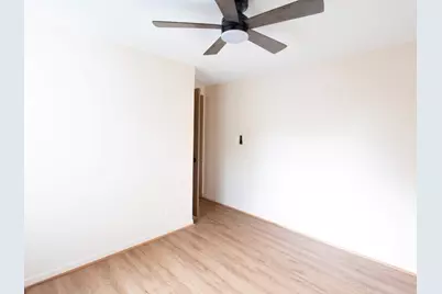 1135 Williamsburg Road, Country Club Hills, IL 60478 - Photo 17