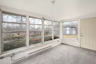 127 Blackhawk Dr, Park Forest, IL 60466 - Photo 13