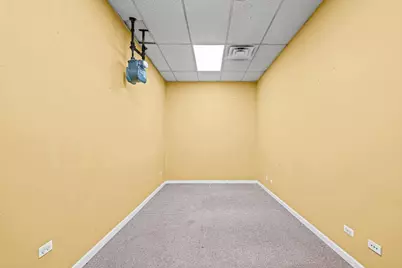 7642 W Touhy Avenue, Chicago, IL 60631 - Photo 27