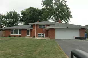 6711 W Shiawassie Dr, Palos Heights, IL 60463 - Photo 1