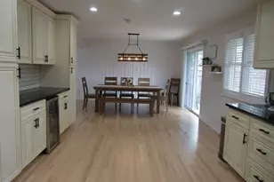 6711 W Shiawassie Dr, Palos Heights, IL 60463 - Photo 9