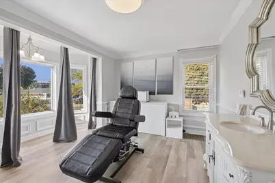 320 E Main Street, Barrington, IL 60010 - Photo 5