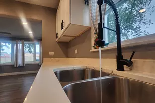 7530 S Oconto Ave, Bridgeview, IL 60455 - Photo 13