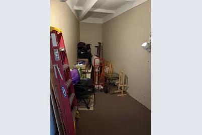 220 E State Street, Sycamore, IL 60178 - Photo 9