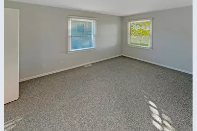 65 Spuhler Street #65, Batavia, IL 60510 - Photo 11