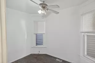 824 E 89th Pl, Chicago, IL 60619 - Photo 9