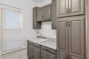 824 E 89th Pl, Chicago, IL 60619 - Photo 33