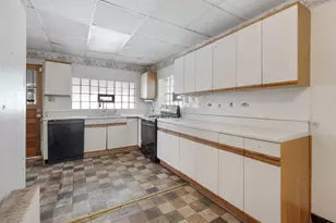 7444 S Merrill Ave, Chicago, IL 60649 - Photo 7