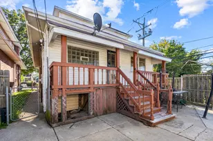 7444 S Merrill Ave, Chicago, IL 60649 - Photo 23